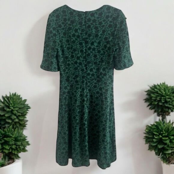 Boden Dress Size 6R Green Velvet Burnout Floral Fit And Flair - Picture 2 of 3